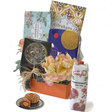 Blessing Aplenty - Mooncake Hamper Gift