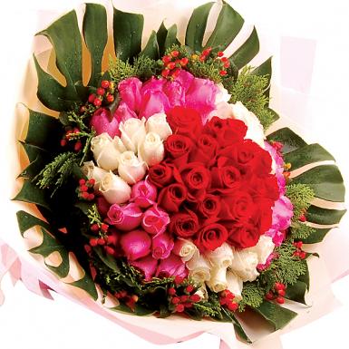 Love Struck - Valentine Colorful Roses Hand Bouquet