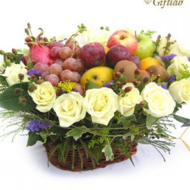 Orchard Roses - Fruits & Flowers for Christmas