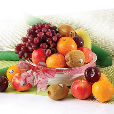 Fruity Paradise - Fruits Hamper (Grapes, Kiwi, Apple, Oranges, Pears, Mangoes)