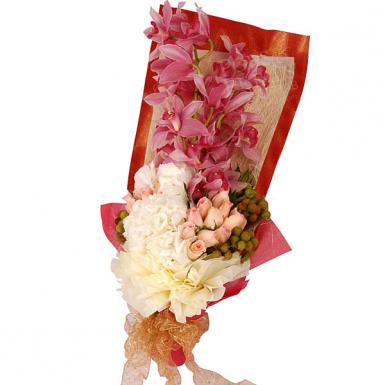 GRACEFUL - CYMBIDIUM ORCHIDS & ROSES HAND BOUQUET