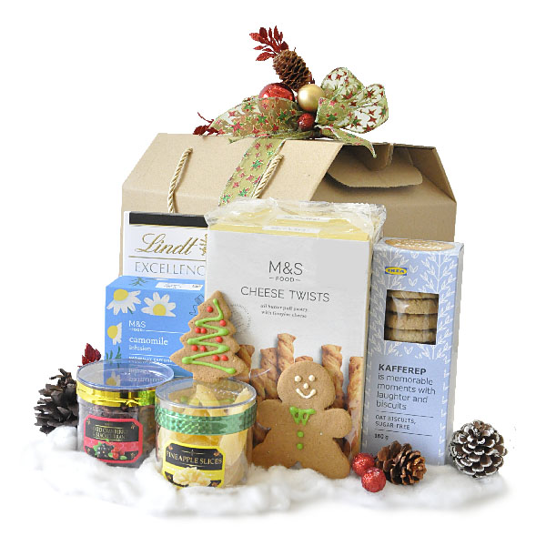 Clint Christmas Hamper Food Hamper with Mark & Spencer Cookies, Lindt Chocolate