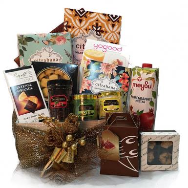 DANA HALAL HAMPER - LINDT CHOCOLATE, COOKIES, DODOL, PROMEGRANATE JUICE