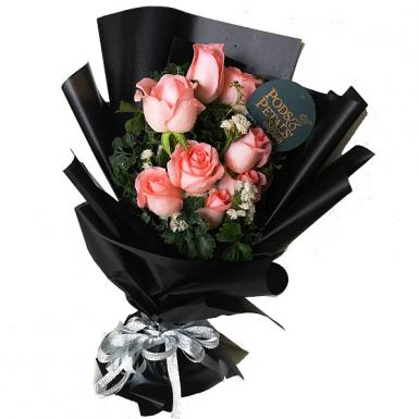 Pink Rosa Roses - Flower Hand Bouquet