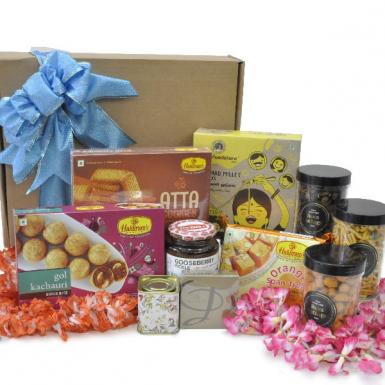 Camamana Diwali Hamper - Indian Vegetarian Deepavali Gift Hamper