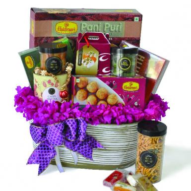 Karunai Deepavali Hamper - Diwali Vegetarian Gift Hamper