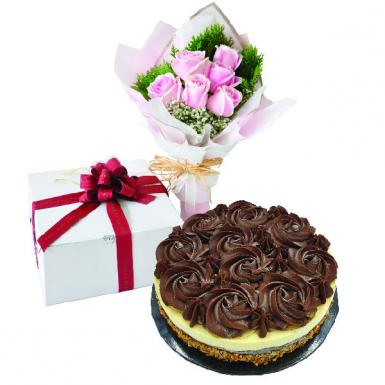 Nutty Ganache Chocolate Cheese Cake with Roses