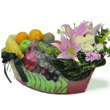 Nezaket Fresh Fruits Basket with Flowers Gift