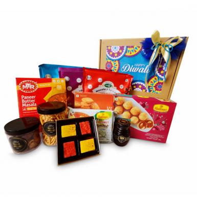 Chatur Indian Vegetarian Gift Hamper