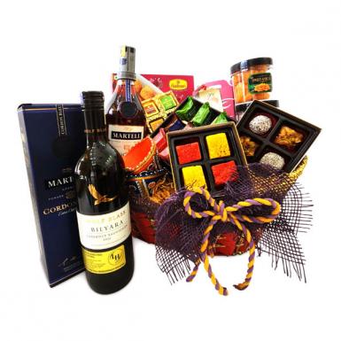 Vinam Cordon Bleu Cognac Hamper Basket Diwali