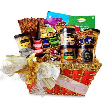 Karishme Indian Diwali Vegetarian Gift Hamper Basket