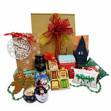 Brande English Xmas Hamper - Santa Cookies, Royce Chocolate, Nougat