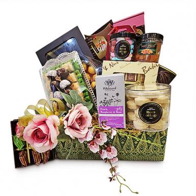 Mashriq Halal Raya - Cookies Hamper, Whittard Tea, Dates, Royce Chocolate Gift