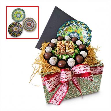 Tumuh Ramadan Dates Sweets Gift - Belgian Chocolate Kurma, Pistachio Baklavas, Tamrieh Almond