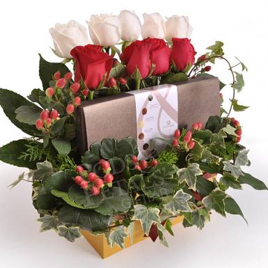 Rose Praline - Roses with Decadence Chocolate