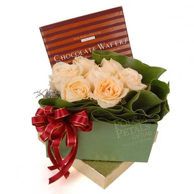 Royce Love - Royce Chocolate (Japan) with Roses Flower