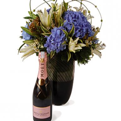 Martinstown Moet & Chandon Champagne with Christmas Flowers